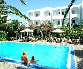 Kyparissia KYPARISSIA BEACH HOTEL *** Hotel se nalazi pored marine u mestu Kyparissia, na oko 250 metara od glavnog trga.