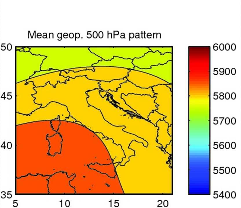 provodi se redukcija tlaka na morsku razinu (prizemne) odnosno najbližu standardnu izobarnu plohu (planinske)->