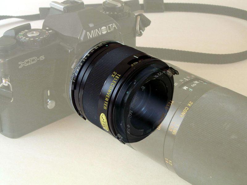 2.4.2. Telekonverteri Telekonverter je sekundarni objektiv koji se montira između objektiva i tijela fotoaparata, a služi za povećavanje žarišne duljini teleobjektiva.