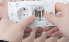 Modules can be detached from the supporting frame easily using a screwdriver so that the