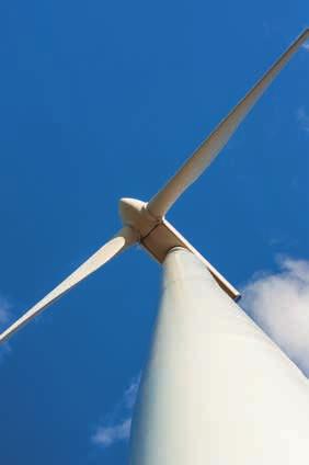 ЕПС трећину производње реализује у хидроелектранама, а у току је пројекат изградње првог ветропарка у Костолцу, тако да ће ускоро снага воде бити појачана и снагом ветра.