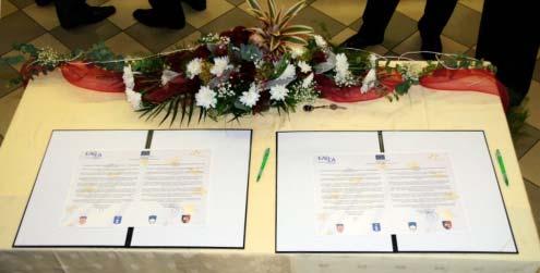 Novinska konferencija na kojoj su predstavnici partnera prikazali rezultate projekta i potpisali Sporazum o budućoj suradnji između općina Šmartno pri Litiji i Breznički Hum.