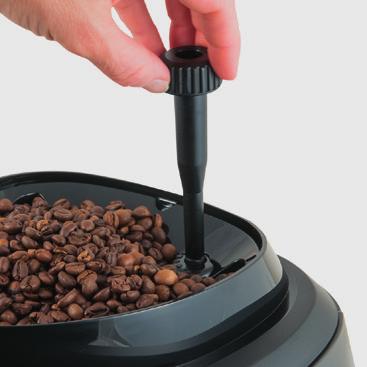 Napomena: Koristite ključ za podešavanje mlina za kafu isporučen uz aparat.