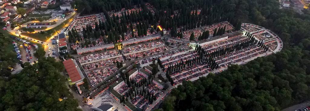 Uređena su dječja igrališta u Osječkoj ulici, Ulici Sisplac i Gortanovoj ulici, na Zeleniki, u Valmadama, pored utvrde Monvidal, Sponzinoj, Vukovarskoj te Kochovoj ulici.