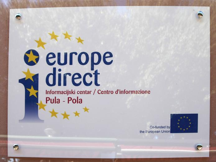 godini Europska komisija je informacijskom centru EDIC Pula-Pola odobrila sredstva iznosu od 567 tisuća kuna za period do 2020. godine.