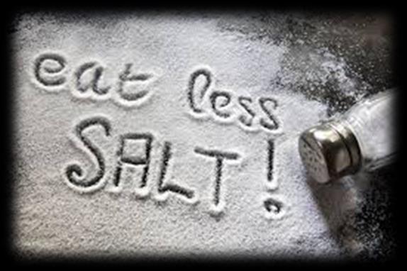 umjerenu konzumacija soli: 5 6 g dnevno pripaziti na skrivenu sol u