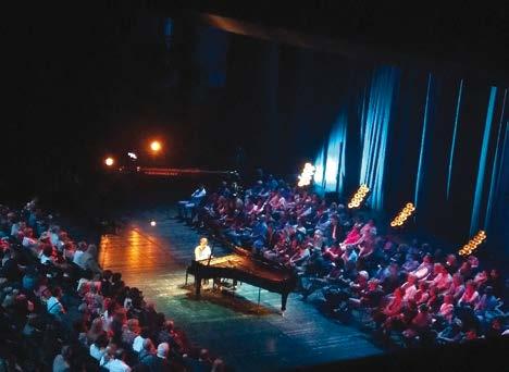 I really think it is a great privilege to play the piano standing in the Rector s Palace, and to play in such a venue.