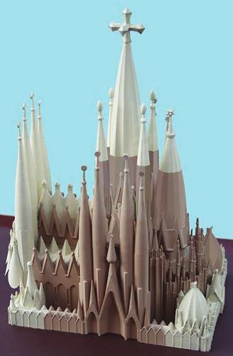 Dovršetak toga remek-djela povjereno je zakladi The Junta Constructora del Temple Expiatori de la Sagrada Família, čija je zadaća izgradnja, rekonstrukcija i održavanje La Sagrade Familie.