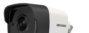 135734 HD-TVI bullet kamera 4 u 1 (TVI, CVI, AHD, analogna), Rezolucija 2 Mpix (HD 1080p@25 fps); 2 Mpix Progressive Scan CMOS senzor; Mehanički IR filter (ICR); Ultra low light osetljivost 0.