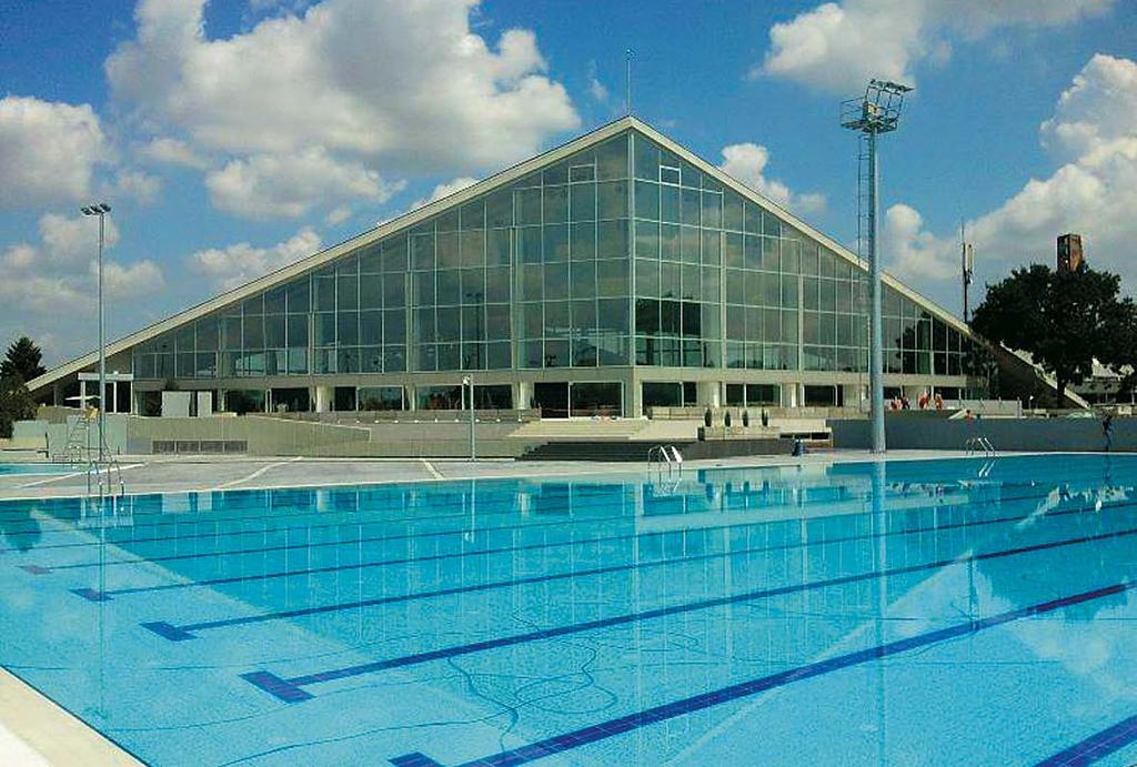 Reference Otvoreni bazeni Sportskog centra Milan Gale Muškatirović Blizina početka sezone kupanja i kratak rok izgradnje definisali su neophodnu upotrebu brzosušećih materijala.