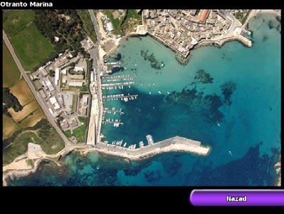 Korištenjakarata Pregled Fotografija iz zraka Unaprijed programirane SD kartice BlueChart g2 Vision sadrže fotografije iz zraka mnogih orijentira, marina i luka.