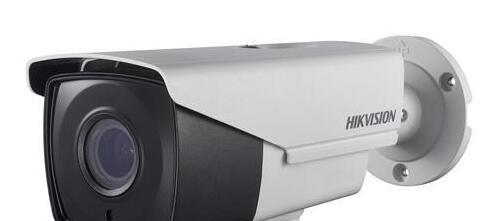 bullet kamera, Rezolucija 5 Mpix (2592x1944@20fps); Mehanički IR filter (ICR); Osetljivost 0.01 Lux (0 IR on); Fiksni objektiv 3.