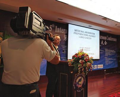 Peta međunarodna konferencija o ljekovitim gljivama (IMMC5) održana je 5 8. rujna, 2009. u Nantongu u Kini.