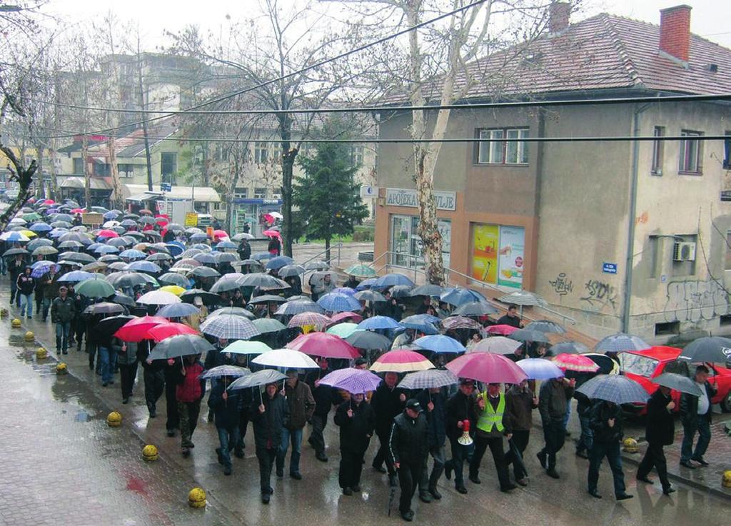 Sumnjiva privatizacija Vlada Federacije BiH je nakon razmatranja Informacije o uočenim nepravilnostima u postupku privatizacije i poslovanju privrednih društava donijela tri zaključka na sjednici