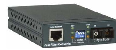 100BASE-FX o Realizacija fast-ethernet veza o 100BASE-FX portovi na komunikacionim uređajima obično do dva optička porta (uplink) na uređaju sa 12 ili 24 RJ45 porta o Konvertor između 100BASE-TX i