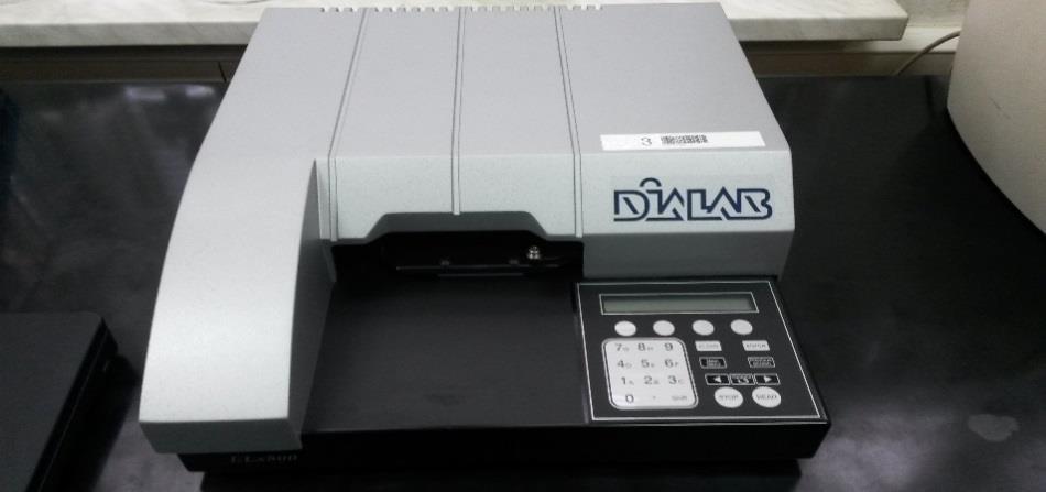 Slika 5. ELISA Microplate reader Slika 6.
