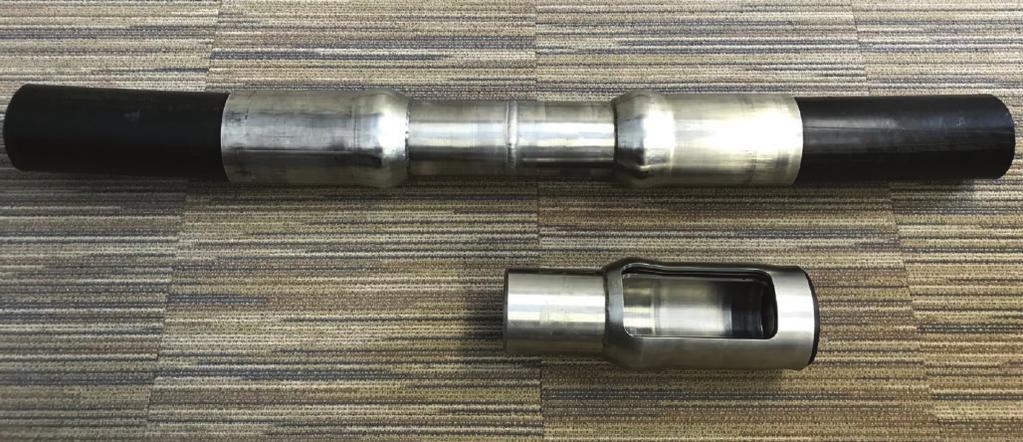 82 Slika 2. Primjer fleksibilne cijevi sa spojnicama Tehnički podaci za Flexible pipe ANSI 300 : Dužina koluta: 500 m Unutarnji promjer: 93 mm Vanjski promjer: 116 mm Radijus: 1.