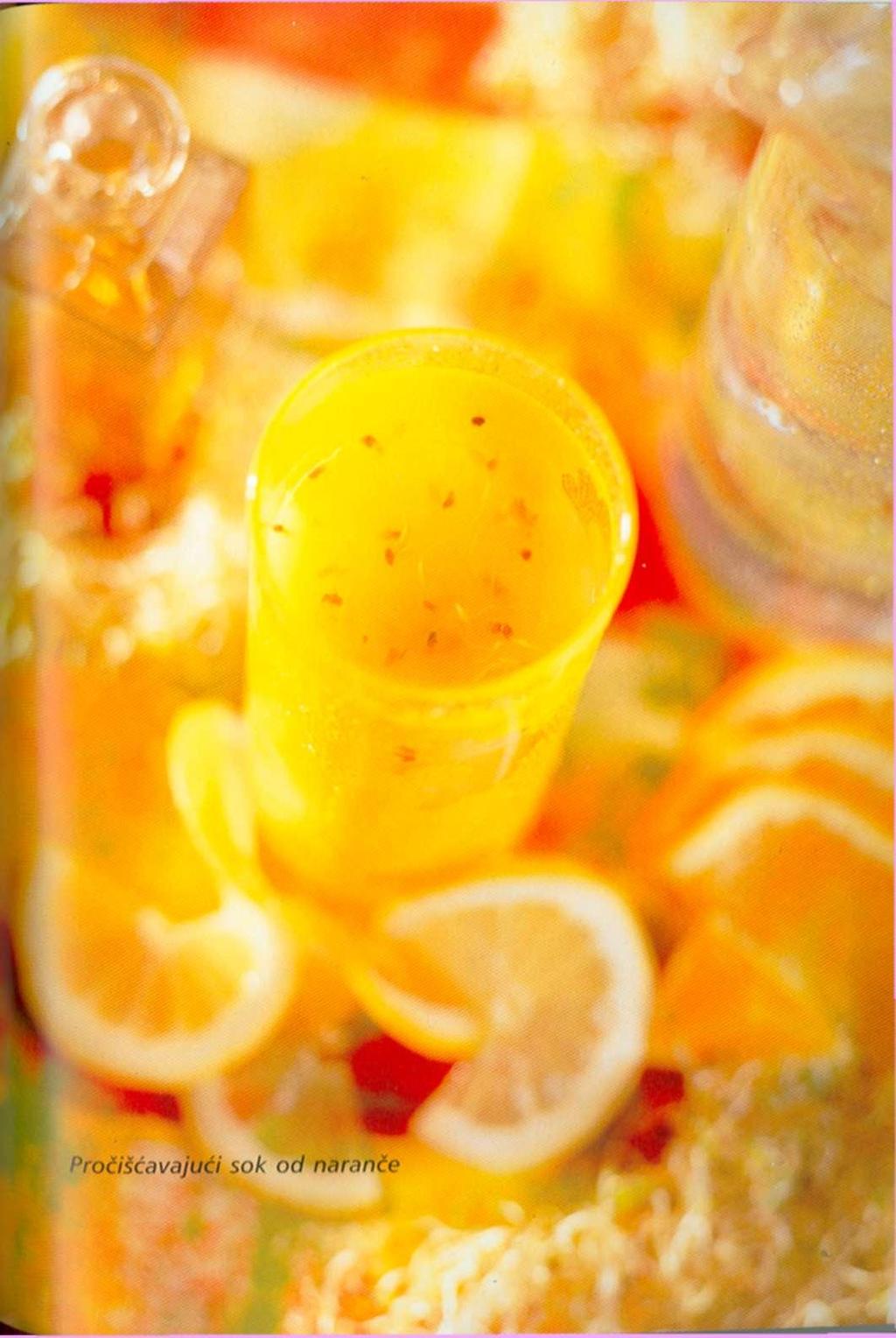 Mozaik od malina cvjetovi hibiskusa prženi korijen cikorije ribana kora naranče suho voće u prahu (malina, kruška i jabuka) Pročišćavajući sok od naranče limun i naranča sok od klica lucerne