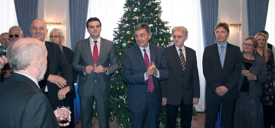 Župan je poželio izviđačima da i dalje "kroz međusobnu komunikaciju šire svjetlo mira". Župan Vladimir Šišljagić podsjetio je na najznačajnija događanja u 2014.
