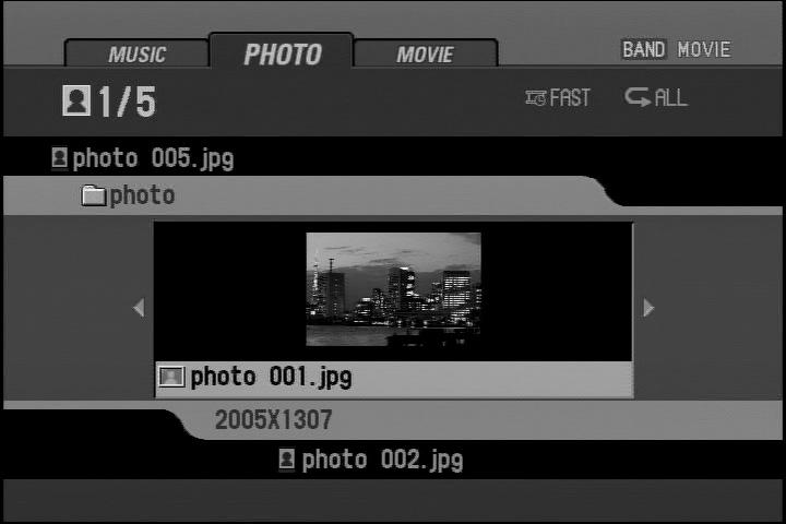 Uporaba fotografija Kompatibilnost uređaja sa JPEG/TIFF diskovima ograničena je kako je navedeno dolje: Ovisno o veličiniti i broju JPEG/TIFF datoteka, čitanje sadržaja diska može potrajati.