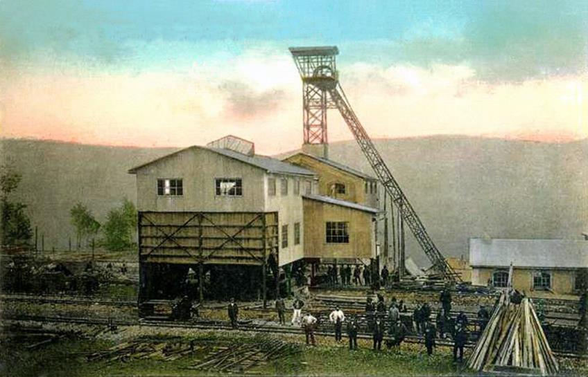 Пред Други светски рат Србија је производила 40% европског антимона. Највећи део те производње потицао је из подрињских рудника Крупња, Зајаче, Столица и Доброг потока.