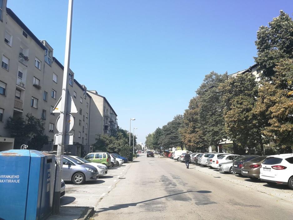 5.2. GAJEVO Gajevo je naselje koje je sa zapadna omeđeno ulicom Hrgovići, sa sjevera Zagrebačkom avenijom, s istoka potokom Črnomerec te s juga Horvaćanskom cestom.