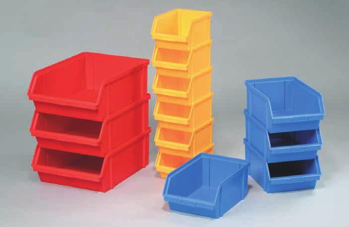 PLASTIČNE KUTIJE - Tri veličine klasičnih kutija za slaganje u stubce. Namenjene su za pregledno slaganje i skladištenje sitnih predmeta.