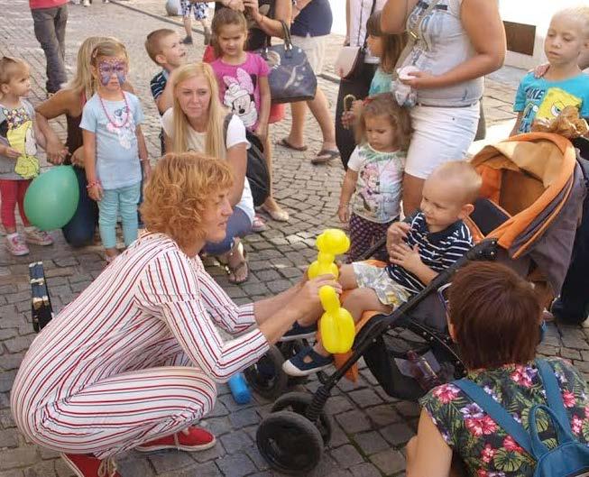 DRUŠTVO Postani heroj ulica Znate svirati, pjevati, plesati, žonglirati, glumiti, izvoditi akrobacije, recitirati, izvoditi trikove, majstor ste pantomime ili posjedujete još neku umjetničku vještinu