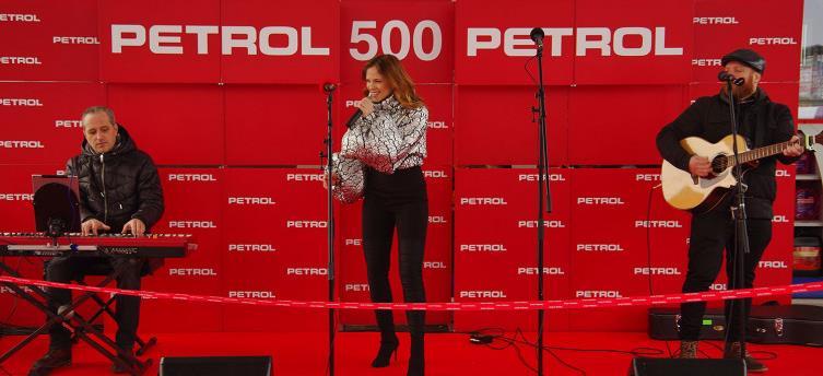 Foto: Petrol Foto: Ilustracija VIJESTI IZ REGIONA Društvo Petrol otvorilo je svoje 500. prodajno mjesto Mengeš, 24. januar 2019 društvo Petrol otvorilo je jubilarno 500.