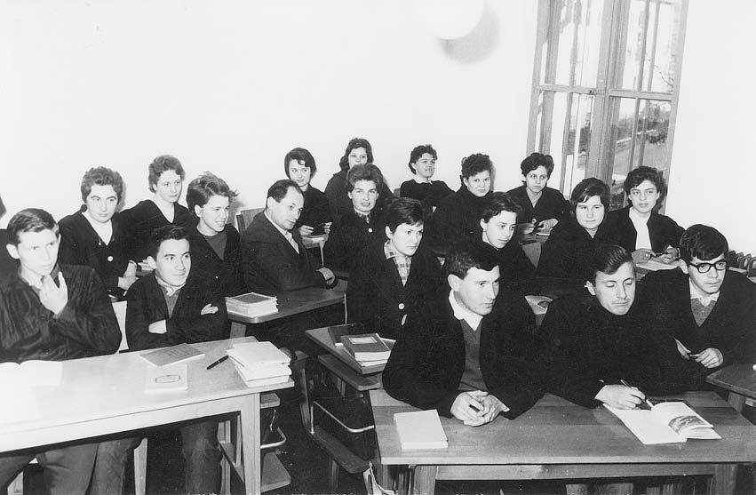 Naime, zbog rudarenja je izmeappleu 1960-ih i 1970-ih godina cijeli Labin bio u velikoj opasnosti zaprijetila je opasnost od uruπavanja, tako da je i naπa obitelj dobila rjeπenje o prisilnom