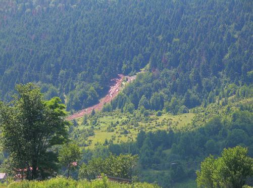 Zaklju~eno je da bi to trebalo raspravljati izravno na najugro`enijim podru~jima u svakoj zemlji te dogovoreno da prvi susret bude na unskom podru~ju Bosne i Hercegovine.