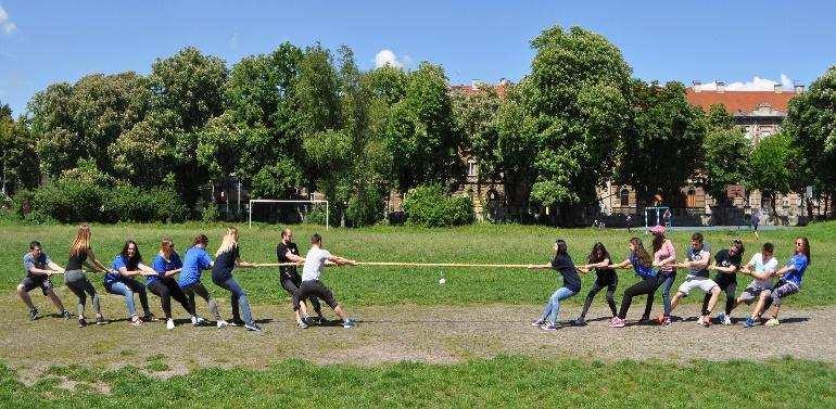 Badminton Povlačenje konopa Ovim događajem se uistinu probudio duh zaboravljenih dječjih