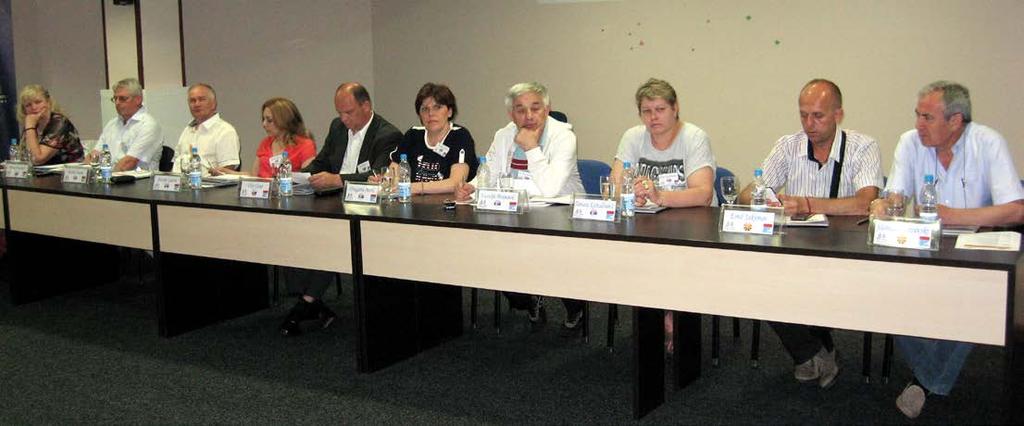 Skup su otvorili Mara Erdelj, predsednica i Milan Jevtić, koordinator regionalnog projekta Radni odnosi i socijalni dijalog u jugoistočnoj Evropi u