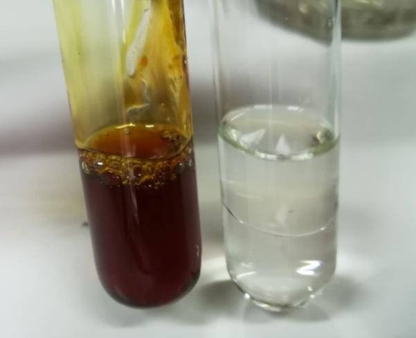 Mešanjem tečnog alkena s kiselinom, gradi se adiciono jedinjenje alkil-hidrogen-sulfat (ROSO 3 H). Reakcija se dešava po Markovnikov-ljevom pravilu.