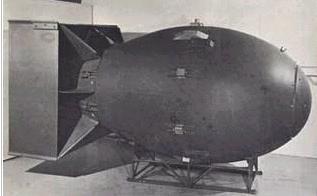 Uranijumska bomba nazvana "Dečko" bačena je na Hirošimu 6.