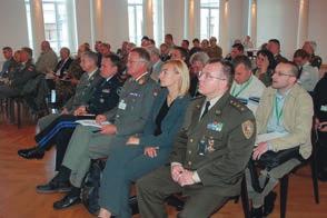 KONFERENC IJ A Latvijske O ruæane snage T ijekom kongresa europskih vojnih novinara u latvjiskom je M inistarstvu obrane organiziran brifing o obrambenoj politici i O ruæanim snagama L atvije.