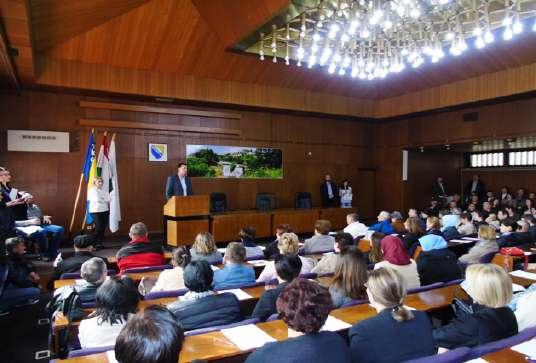 204.000 KM ZA STIPENDIJE OPĆINE JAJCE U 2018. GODINI Stipendiju za školsku 2017/2018.