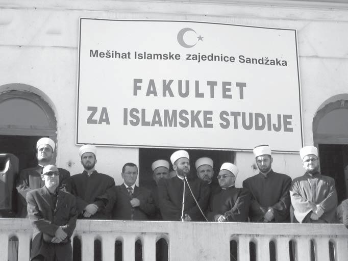 XIV DODATAK NAPADI OPŠTINSKIH VLASTI NA ZGRADU ISLAMSKE USTANOVE NE JENJAVAJU Najviše boli od ''svoga'' U ponedjeljak 2.