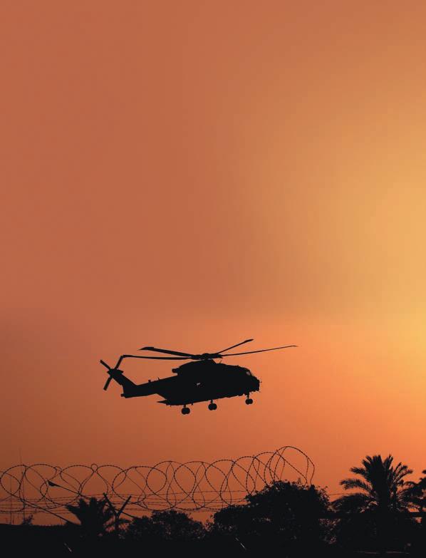 VOJNA TEHNIKA Pripremio Domagoj MIČIĆ ZRAKOPLOVSTVO Najveća opasnost za helikoptere u Iraku nije neprijateljska paljba već nepregledni oblaci prašine koji onemogućavaju sigurno polijetanje i