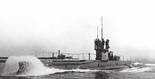 Igor SPICIJARIĆ VOJNA POVIJEST Povijest britanskog podmorničarstva - EKSPERIMENTALNE PODMORNICE 25 Povijest britanskih eksperimentalnih podmornica započela je 1911.