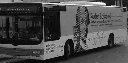 109 Primljeno: 30. studenoga 2011. sl.9.-10. Autobusi javnoga gradskog prijevoza također su bili brendirani, kao i autobusne karte.