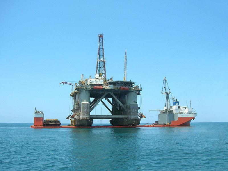 Godine 2010, Mighty Servant 3 opremljen je opremom za čišćenje ulja i korišten je u čišćenju izlijevanja nafte Deepwater Horizon u Meksičkom zaljevu. 8. prosinca 2006.