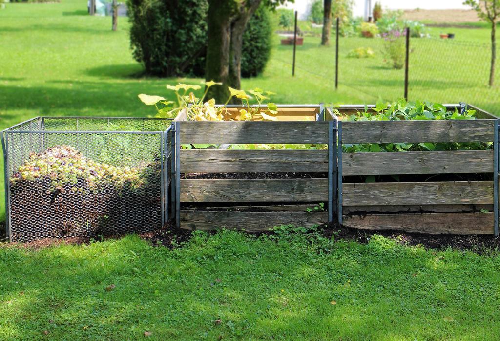 sa kompostom, jer se kasnije mora poštovati postupak kompostiranja. (Referenca: Mirecki, N. (2007)). Kompostište se postavlja najbolje u dijelu vrta gdje postoji blaga sjena.