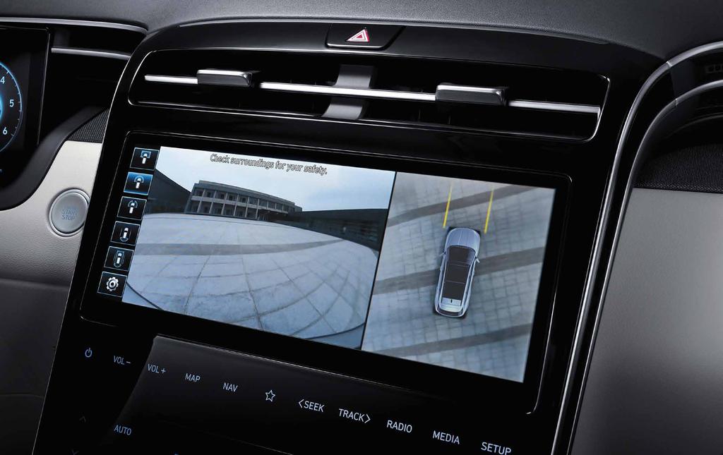 Monitor za pregled okolo vozila (SVM) Uživajte u vidljivosti od 360 za lakše i sigurnije parkiranje.