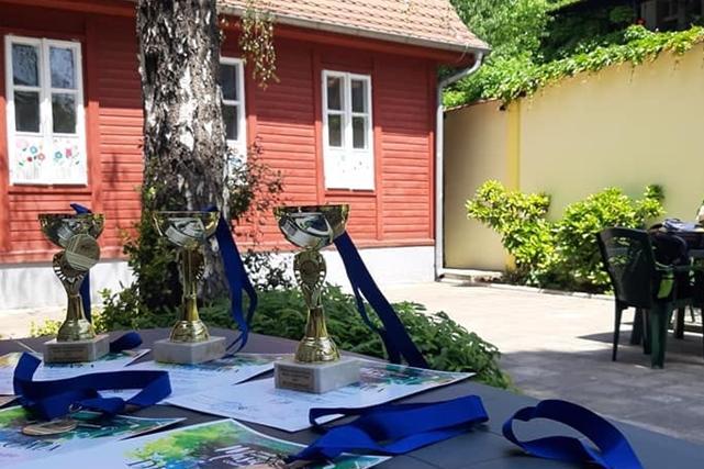 Такмичење је отворио председник Скупштине Градске општине Земун Мирослав Гајић, пожелевши учесницима да из Земуна понесу награде, сећања на лепа дружења и успомене које ће их враћати да поново