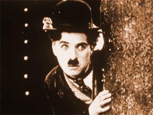 Чарли Чаплин је једно од најпрепознатљивијих лица у историји филма, и највећа филмска звезда до краја двадесетих година двадесетог века.