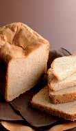 ž. 2 č.ž. 2½ č.ž. Šećer 1½ j.ž. 2 j.ž. 2½ j.ž. Mlijeko u prahu 2 j.ž. 2½ j.ž. 3 j.ž. Posebno brašno za kruhove 500 g 600 g 750 g Suhi pekarski kvasac 1½ č.ž. 1½ č.ž. 2 č.ž. Odaberite željenu težinu kruha i pogledajte tablicu.