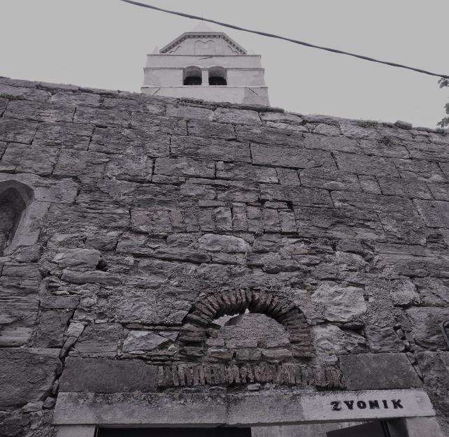 Zvonik s ostacima crkve svetog Justa Izvor: vlastiti izvor (06. rujan, 2019.