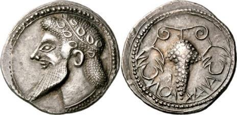 Po uzoru na susjedne kulture, Grčka i Anatolija ubrzo su pokrenule i vlastiti model kovanica od elektruma. Poput lidijskih, i ove su kovanice nosile pečat simbola dotičnih gradova-država.