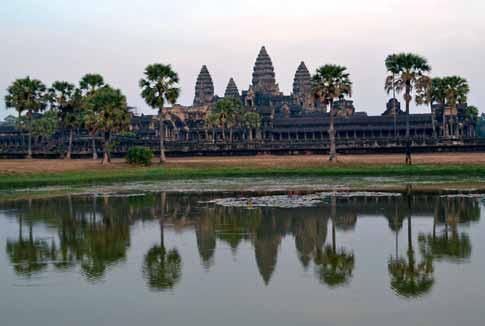 Mnogobrojni turisti ne posjete nijednu drugu lokaciju u zemlji. Mi smo istraživanje Kambodže ipak započeli u jednome vrlo drukčijem mjestu prijestolnici Pnom Penhu.